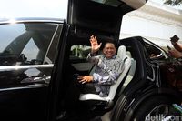 Mau Tambah Mobil-motor Lagi, Bamsoet? 