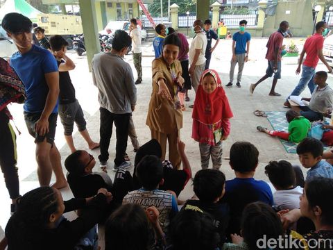 Cegah Penyakit, Anak Pencari Suaka Kalideres Dapat Penyuluhan Cuci Tangan