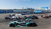 Jakarta ditetapkan menjadi tuan rumah balap Formula E seperti Gubernur DKI Jakarta Anies Baswedan katakan di akun Instagramnya. Panasonic Jaguar Racing / Handout /Getty Images.