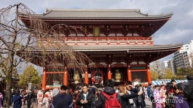 Kuil Sensoji