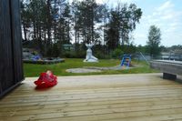 Playground disiapkan bagi keluarga narapidana yang datang (BBC)