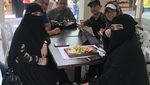 Momen Hangat Keluarga Taqi Malik yang Kompak Saat Kulineran Bareng