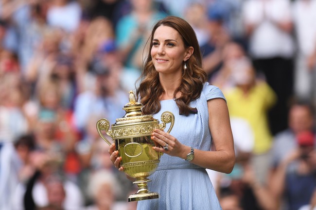 Jika dijumlahkan, gaya Kate Middleton di Wimbledon 2019 bernilai Rp 355 juta. (Foto: Getty Images)