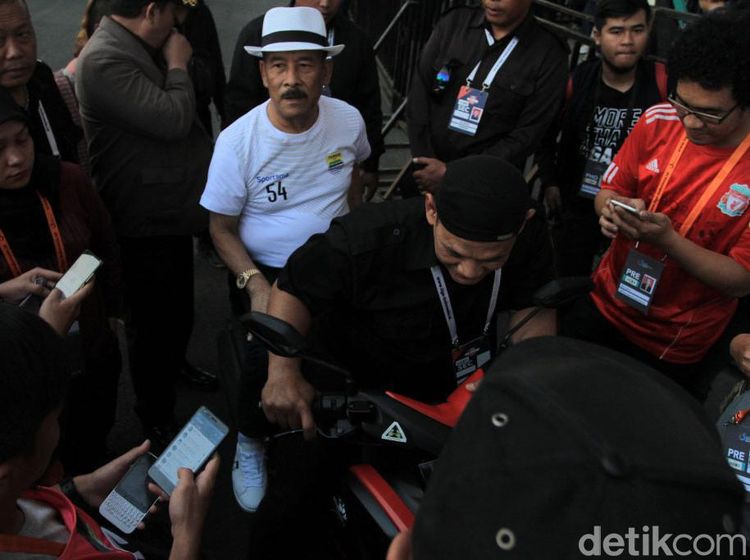 Umuh Keliling Si Jalak Harupat, Cek Soal Tiket