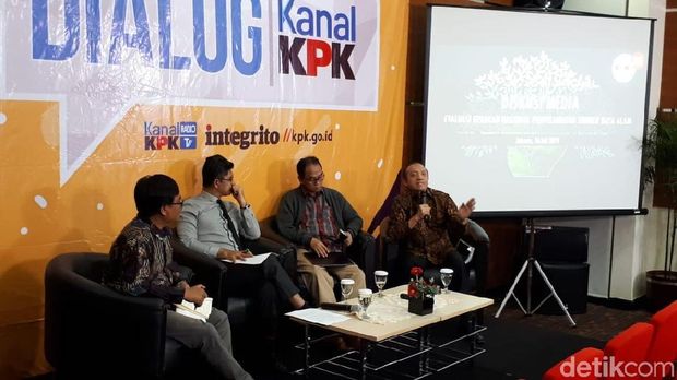 Herannya KPK, Pajak Kelapa Sawit Turun Ketika Lahannya Tambah Luas