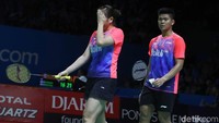 Ganda campuran Indonesia, Praveen Jordan/Melati Daeva Oktavianti, secara mengejutkan langsung tersingkir di babak pertama Indonesia Open 2019.