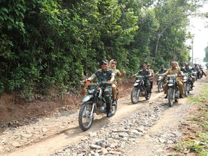 Libatkan TNI, Pemkab Serang Buka Hutan Jadi Akses Jalan di Pamarayan