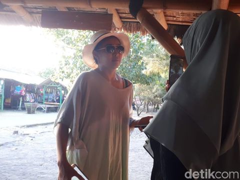 Cerita Olivia Zalianty Traveling ke Banyuwangi, ke Mana Saja?