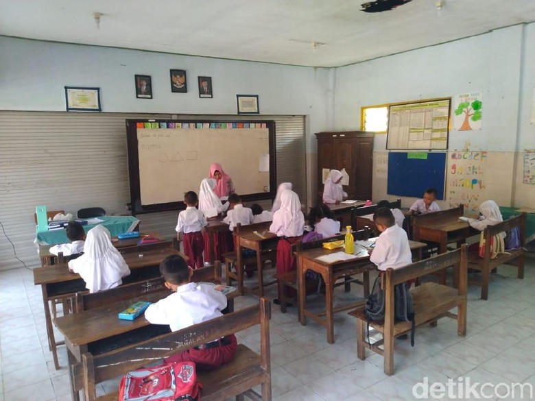 14 SDN di Kota Mojokerto Kekurangan Siswa, Ini Kebijakan Dinas Pendidikan 14 SDN di Kota Mojokerto Kekurangan Siswa, Ini Kebijakan Dinas Pendidikan