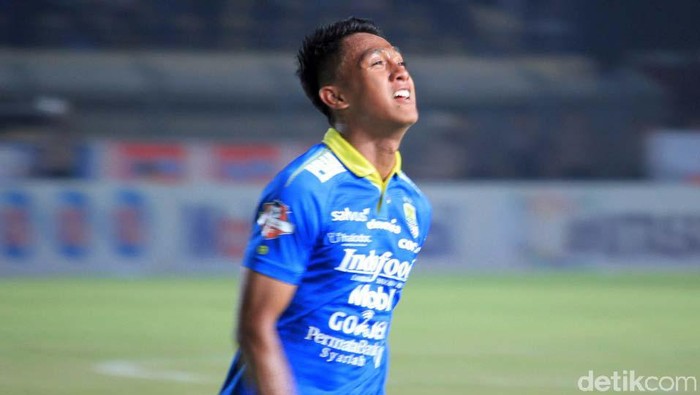 Persib Bandung mengalahkan Kalteng Putra di pekan kesembilan Liga 1 2019. Maung Bandung menang 2-0 lewat dua gol yang dilesakkan Febri Hariyadi.