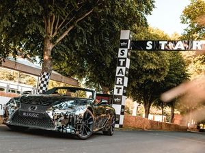 Lexus Pastikan Produksi Mobil LC Versi Telanjang