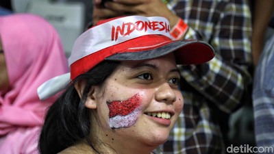 Kemeriahan Istora Senayan di Hari Pertama Indonesia Open 2019