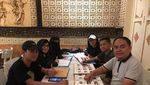 Momen Hangat Keluarga Taqi Malik yang Kompak Saat Kulineran Bareng