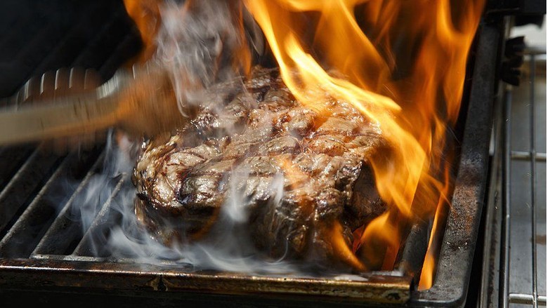 Adik Meninggal Akibat Tersedak Daging, Kakak Menyusul 5 Bulan Kemudian Adik Meninggal Akibat Tersedak Daging, Kakak Menyusul 5 Bulan Kemudian