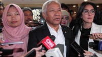 Dalam rapat Badan Musyawarah (Bamus) DPR diputuskan surat pertimbangan pemberian amnesti kepada Baiq Nuril akan dibahas di Komisi III DPR.