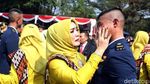 Tangis Bahagia Keluarga dan Perwira TNI-Polri Usai Dilantik