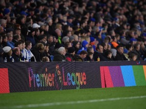 Kesalnya Wayne Rooney Melihat Liga Inggris Terlambat Diliburkan