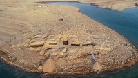 Inilah reruntuhan sebuah istana kuno yang terletak di tepian Sungai Tigris, Irak. Istana ini diperkirakan sudah berusia 3.400 tahun. (dok. Univesity of Tubingen)