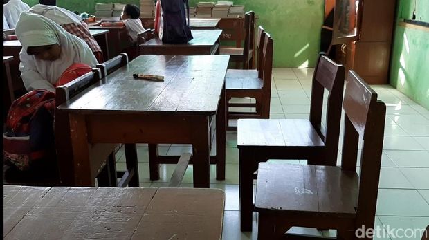 Hanya Punya 11 Murid Baru, SDN Tasikmalaya Tetap Buka Pendaftaran 