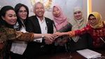 Bamus DPR Serahkan Pertimbangan Amnesti Baiq Nuril ke Komisi III