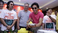 Jefri Nichol, Chicco Jerikho dan Vino G Bastian saat ditemui di kawasan Senanyan, Jakarta Pusat pada Senin (15/7). Pool/Ismail/detikFoto.