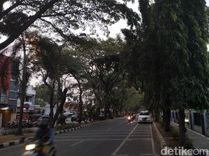 Penampakan Lampu Jalan Mati Imbas Walkot Tangerang Vs Menkum HAM