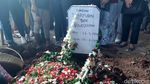 Duka Keluarga di Pemakaman Dindin OM PSP