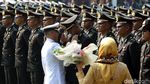 Tangis Bahagia Keluarga dan Perwira TNI-Polri Usai Dilantik