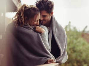 5 Tips Foreplay agar Sesi Bercinta Semakin Menggebu