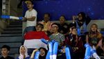 Sorak-sorai Penonton Meriahkan Indonesia Open di Istora