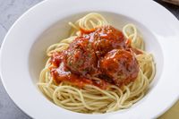 Resep Spaghetti Bola Bola Daging Enak Buat Bekal Sekolah