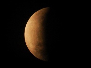 Mengapa Warna Merah Gerhana Bulan Total Tidak Pernah Sama? Ini Jawabannya