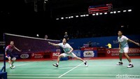Pertandingan Fajar/Rian melawan ganda putra China Huang/Liu berlangsung ketat hingga kemudian berhasil dimenangkan oleh ganda putra Indonesia tersebut.