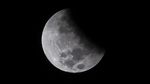 Potret Gerhana Bulan dari Langit Padang hingga Bekasi