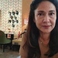 Dian Sastrowardoyo juga ikut selfie dengan menggunakan aplikasi FaceApp. Masih terlihat cantik ya Dian saat menua. Foto: Instagram @therealdisastr