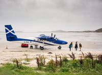 Turis yang mendarat di Bandara Barra, langsung ketemu pasir pantai! (iStock)