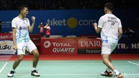 Ganda putra Indonesia, Fajar Alfian/Muhammad Rian Ardianto, melaju ke babak 16 besar Indonesia Open 2019 usai menundukkan ganda baru China, Huang Kaixiang/Liu Cheng.
