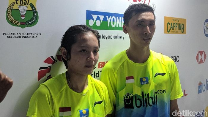 Ronald Alexander dan Annisa Saufika tersingkir di babak pertama Indonesia Open 2019. (Putra Rusdi/detikSport) Ronald Alexander dan Annisa Saufika tersingkir di babak pertama Indonesia Open 2019. (Putra Rusdi/detikSport)