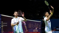 Kemenangan Fajar/Rian ini menyusul ganda putra Indonesia lainnya, seperti Kevin Sanjaya Sukamuljo/Marcus Fernaldi Gideon yang sebelumnya telah lebih dulu lolos ke babak kedua Indonesia Open 2019.