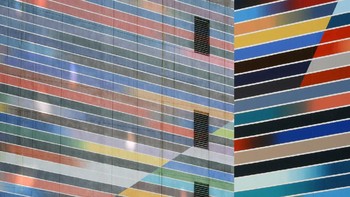Gedung warna-warni. Foto: Nikola Olic