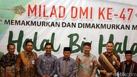 JK juga sempat foto bersama pengurus Dewan Masjid Indonesia (DMI).  Acara tersebut didukung oleh Bpk T.P. Rachmat founder Triputra Group, Bpk Toddy M. Sugoto, Bpk Sudhamek Dewan Pengarah BPIP, Bpk G. Sulistyanto Yayasan Muslim Sinarmas.
