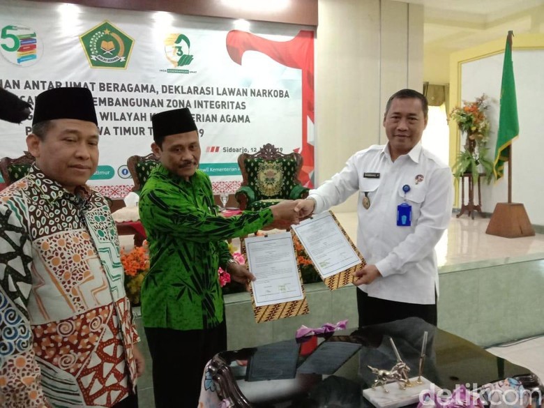 Mulai Agustus, Pasangan yang Mau Menikah di Jatim Harus Tes Narkoba Mulai Agustus, Pasangan yang Mau Menikah di Jatim Harus Tes Narkoba