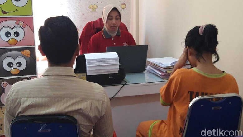 Ibu Kandung Tega Hajar Anak Hingga Tewas, Polisi: Karena Korban Rewel Ibu Kandung Tega Hajar Anak Hingga Tewas, Polisi: Karena Korban Rewel