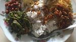 Sarapan Nasi Gurih dari Serambi Mekkah yang Komplet Lauknya