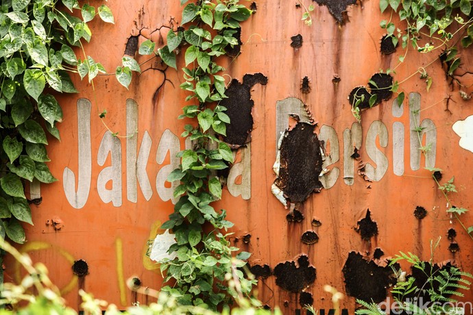 Penampakan Kuburan Truk Sampah Jakarta