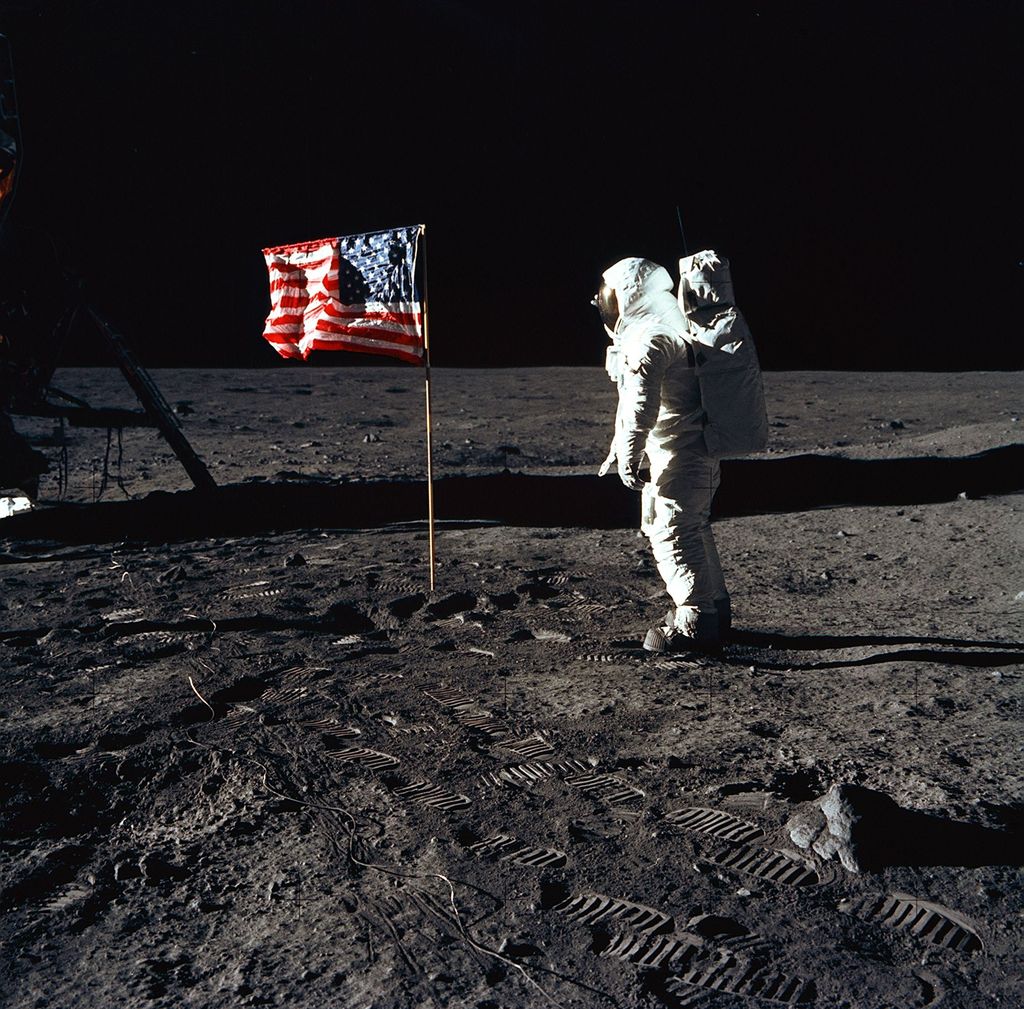 Sudah setengah abad sejak Neil Armstrong mendarat di bulan pada 20 Juli 1969. Berikut kumpulan foto dan deretan fakta menarik terkait misi Apollo 11. Yuk, simak