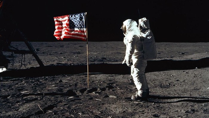 Sudah setengah abad sejak Neil Armstrong mendarat di bulan pada 20 Juli 1969. Berikut kumpulan foto dan deretan fakta menarik terkait misi Apollo 11. Yuk, simak