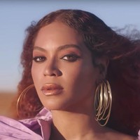 Beyonce pernah mengungkap keputusannya mencoba gaya hidup vegan saat mempersiapkan diri untuk pertunjukkan Coachella 2018. Sebelumnya ia pernah menerapkan pola makan tanpa daging selama 22 hari di 2013. Foto: Dok. Harpers Bazzar