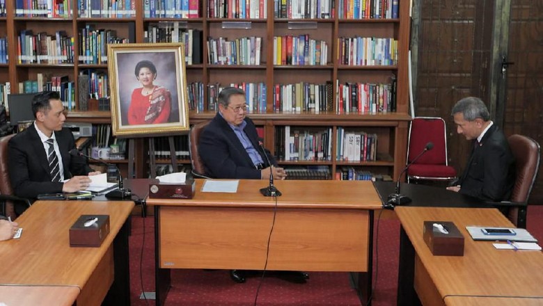 Bertemu SBY di Cikeas, Menlu Singapura Kenang Bu Ani Sosok Inspiratif Bertemu SBY di Cikeas, Menlu Singapura Kenang Bu Ani Sosok Inspiratif