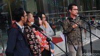 Wadah Pegawai KPK, pengacara Novel dan LSM menanggapi hasil investigasi yang dilakukan oleh tim gabungan pakar kasus penyiraman air keras yang dialami penyidik senior Novel Baswedan.